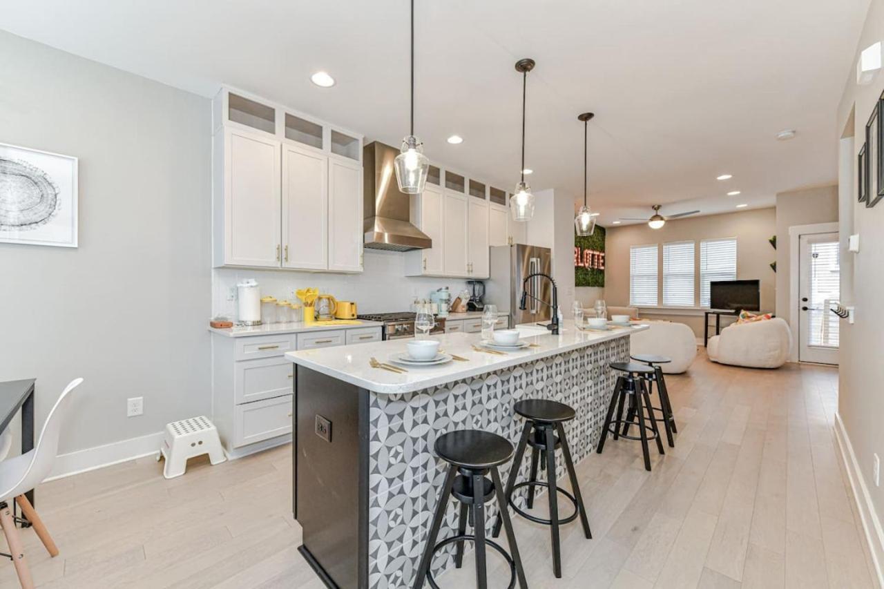 Villa On The Move In Plaza Midwood Charlotte Esterno foto